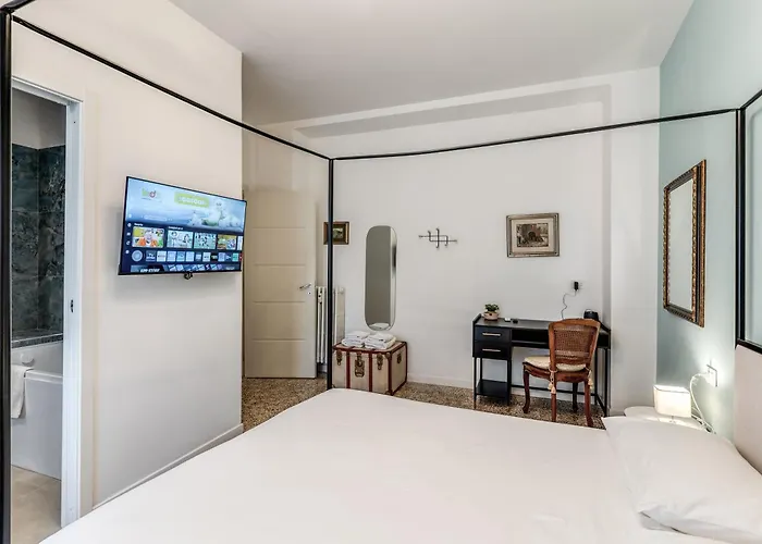 Daire Buccari - 3 Ensuite Bedrooms - Near Vatican Roma